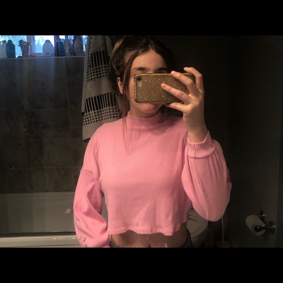Pink cropped sweater - Picture 2 of 2
